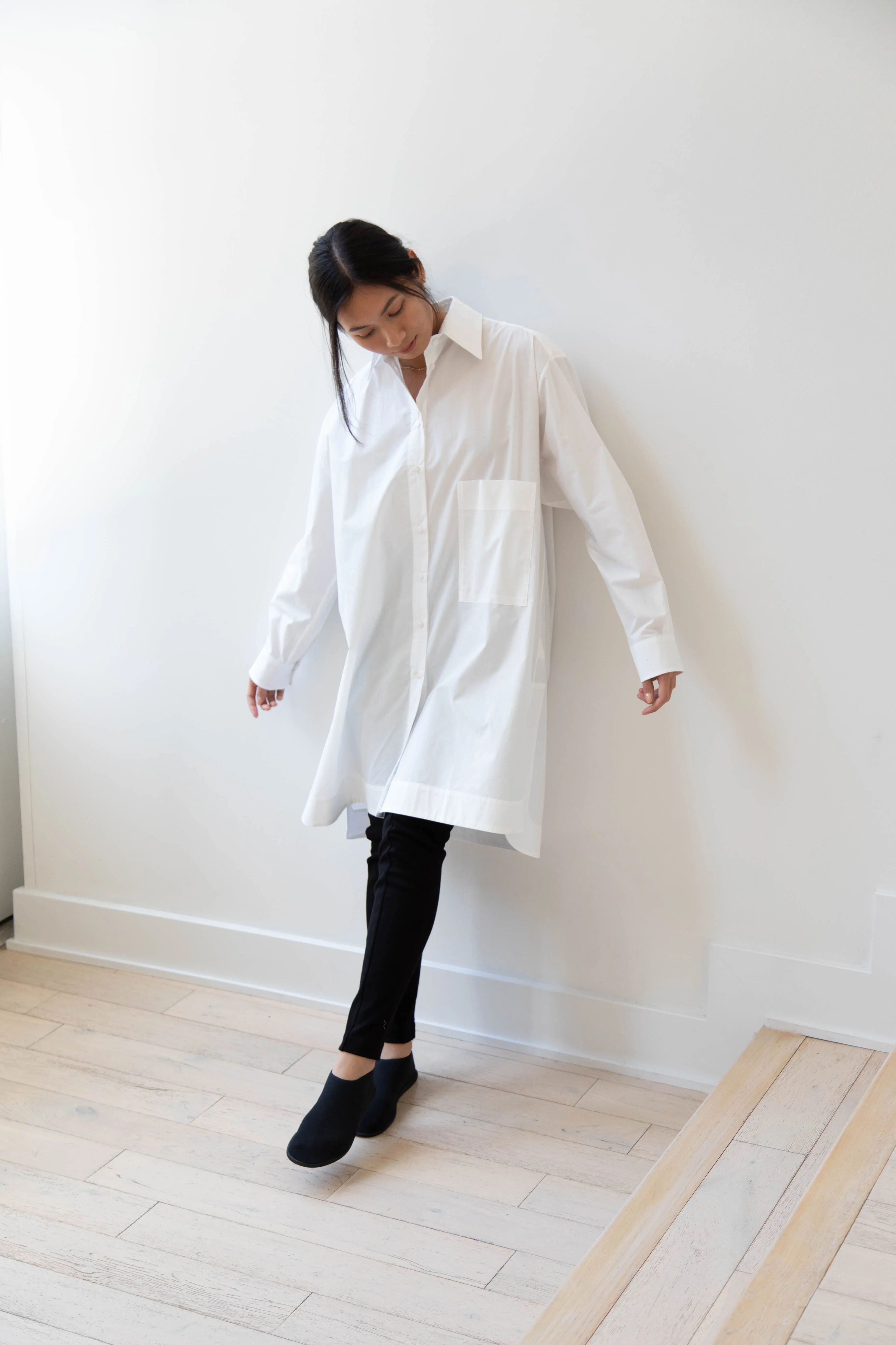 Auralee | Twist Smooth Skinny Pants in Black