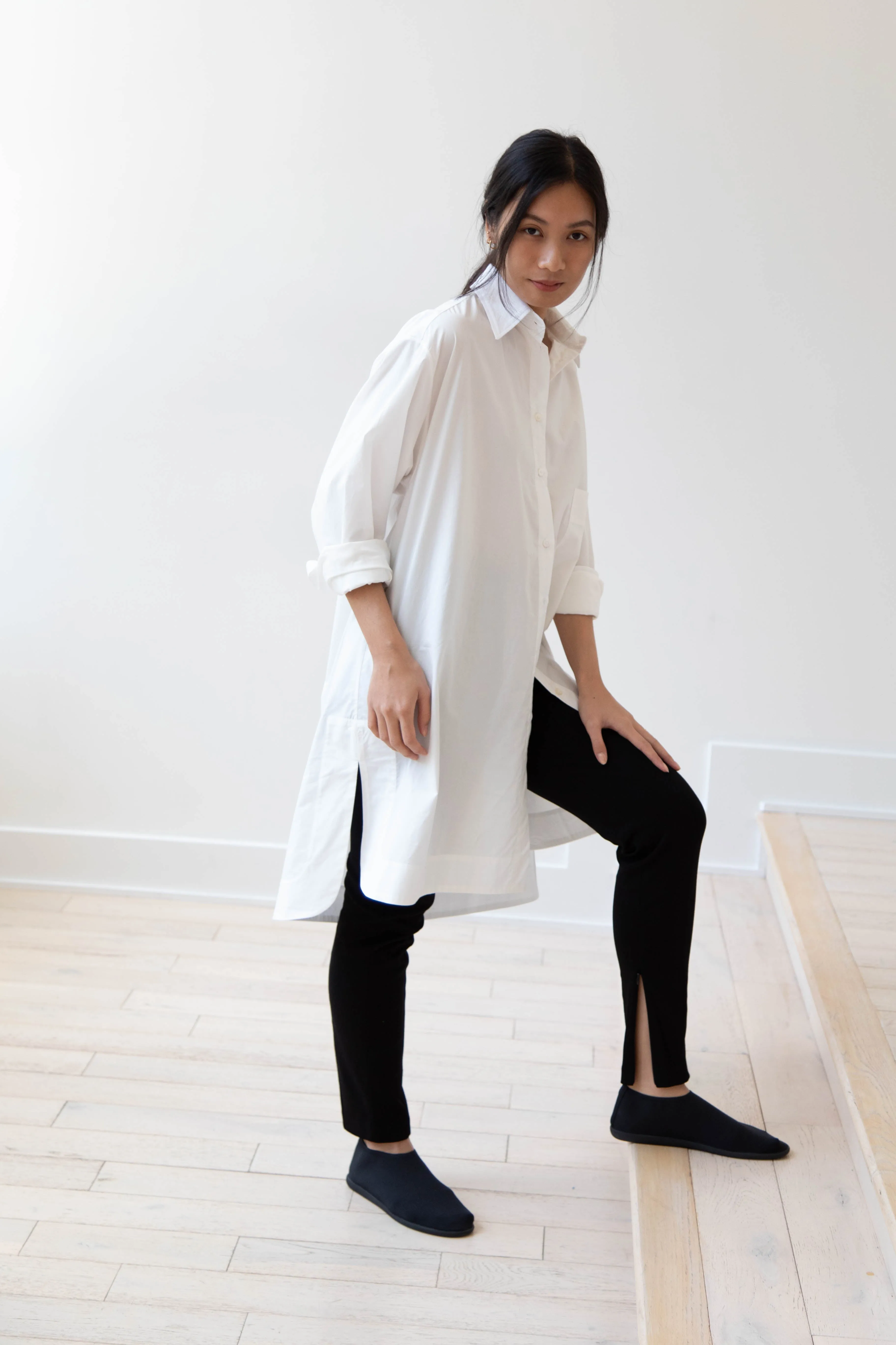 Auralee | Twist Smooth Skinny Pants in Black
