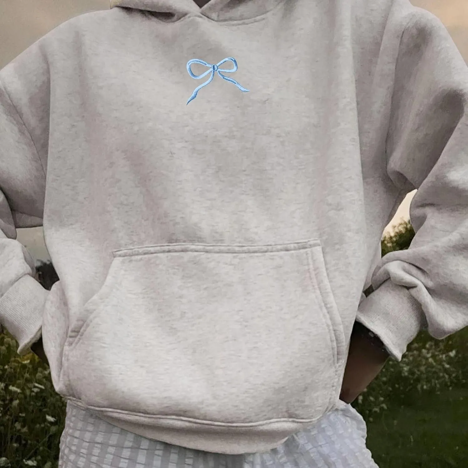 Embroidered Bow Hoodie For Women Trendy Preppy Sweatshirts Aesthetic Hoodies Cute Hoodie Casual Essential Sweater