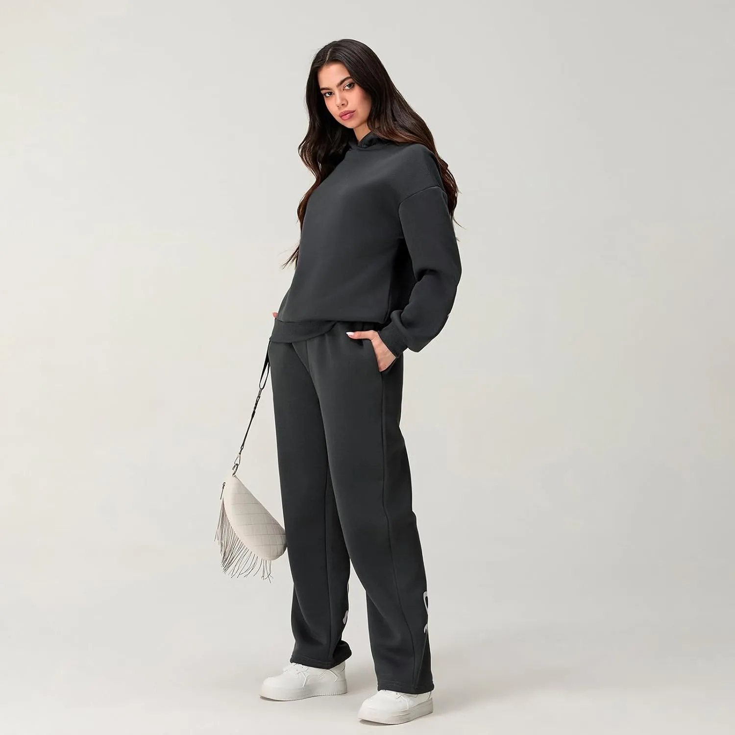 lisenraIn Women 2 Piece Tracksuit Outfits Sets Bow Print Hoodie and Sweatpants Set Casual Matching Sweat Set Loungewear