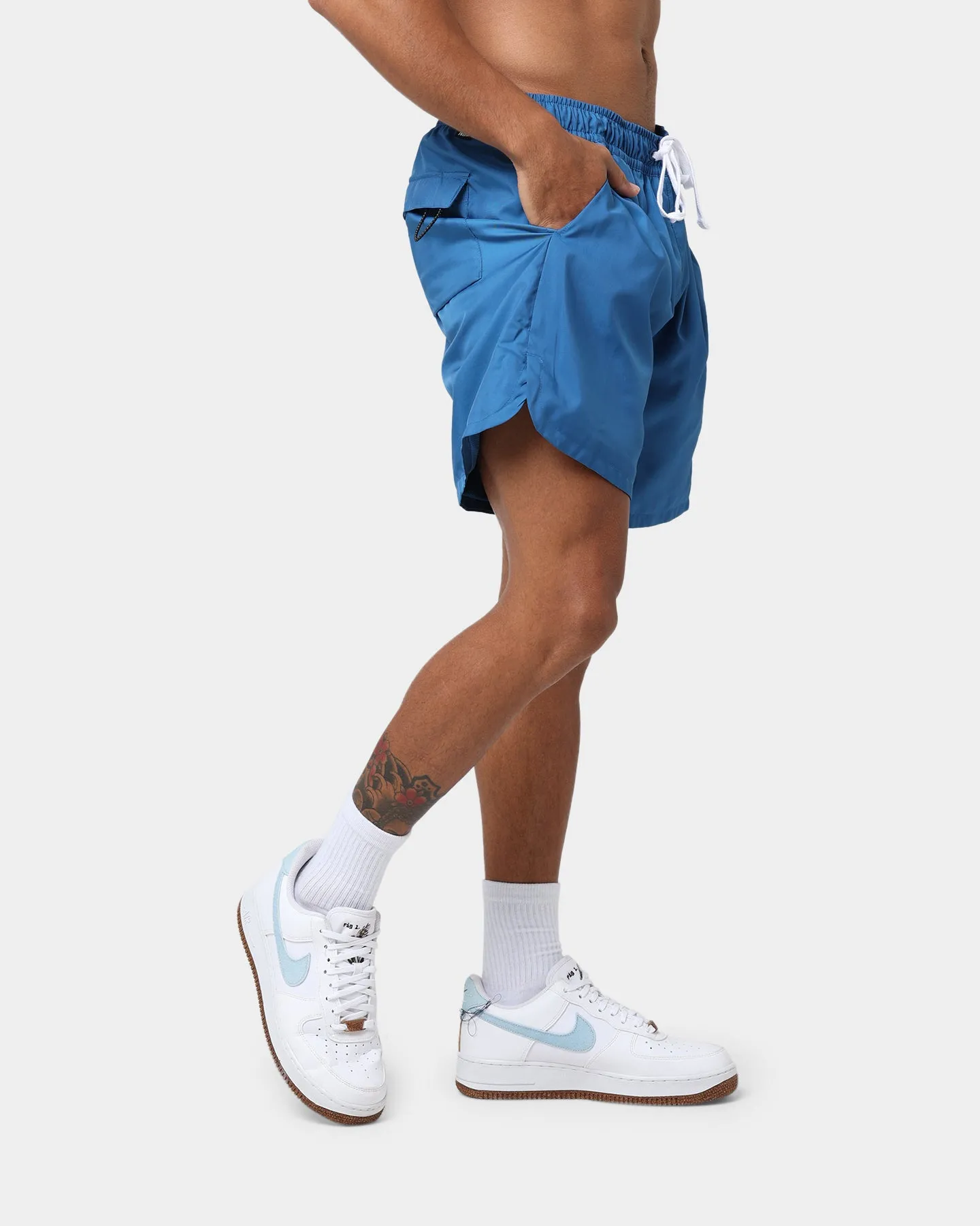 Nike Sportswear Woven Flow Shorts Marina Blue